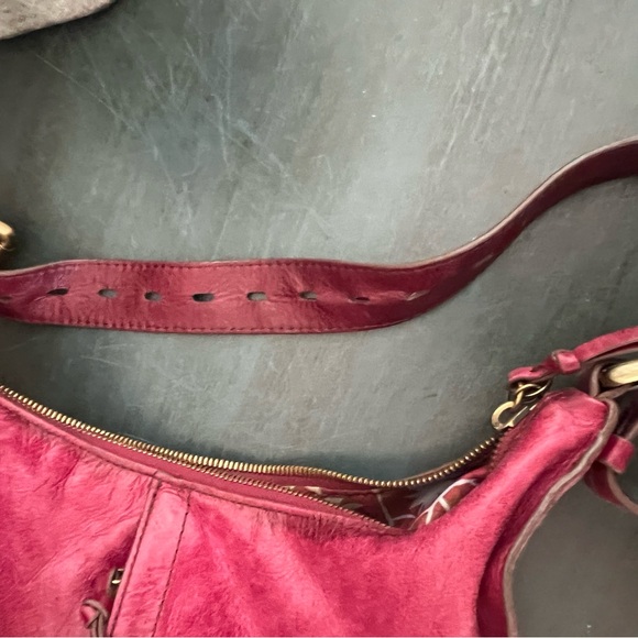 HOBO Purse Shoulder Bag Maroon - burgundy Wine color soft leather - Picture 9 of 9